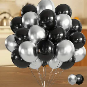 Detail ensemble ballons metalliques noir et argent pour fete anniversaire mariage deco.