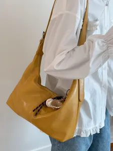 Large Capacity Women Hobo Shoulder Bag PU Leather Casual Crossbody Dumpling Bag Soft Commuter Handbag with Charm