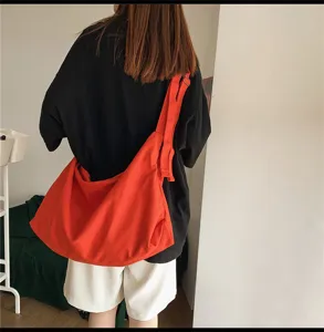 Grote canvas schoudertas voor dames, casual Koreaanse stijl dagelijkse reistas.
