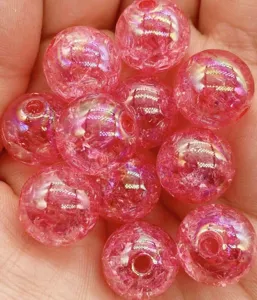 Pink crackle acrylic beads with AB color for DIY handmade necklaces and bags detail.