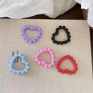 Colorful heart ring diy accessories, detailed close-up shot showing bead edge design options.