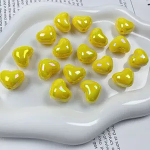Acrylic AB color coated heart beads detail shot, colorful DIY handmade jewelry accessories.