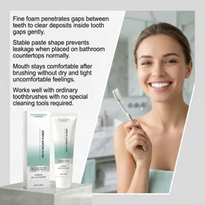 Vue detaillee du dentifrice en gel moussant pour haleine fraiche et nettoyage doux.