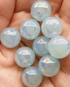 Perles rondes en gelée acrylique couleur AB en détail, perlage magique DIY étoilé.
