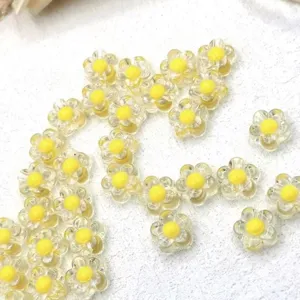 Acrylic flower beads loose transparent yellow core DIY craft supplies accessories for jewelry making.