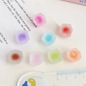 Acryl matte Diamant Perlen für DIY Haarschmuck und Schmuckherstellung Handwerk Detailansicht