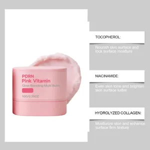 Detailansicht des pinken Multi-Balm Hautpflege-Stifts mit Textur und Wirkstoffen.