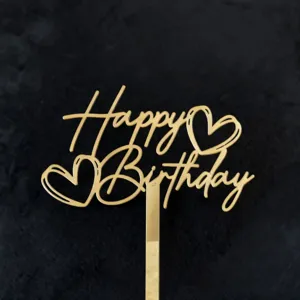 Decoración de pastel Feliz Cumpleaños de acrílico dorado con corazón, vista de detalle de fiesta ideal.