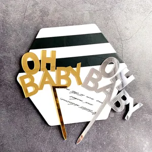 Ensemble de cake topper OH BABY en acrylique, or et argent, idéal pour fête et décoration.