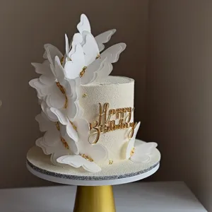 Décorations de gâteau papillon faites à la main style ins avec topper d'anniversaire doré.