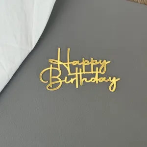 Goldener Acryl Happy Birthday Kuchentortenaufsatz fuer Partydekoration und Feiern.