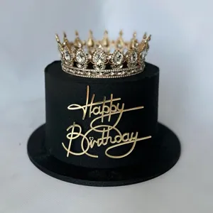 Topper per torta Happy Birthday in acrilico con corona dorata per decorazione tavola festa.