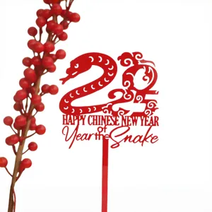 Detalles de adorno de pastel de acrílico rojo, decoración de fiesta temática de serpiente.
