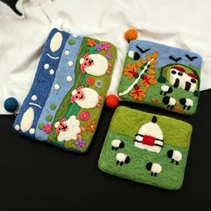 Handmade Wool Felt Coin Purse Cute Animal Scenery Mongolian Yurt Pattern Zipper Storage Bag Card Holder Wallet