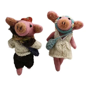 Handmade cute wool felt pig couple keychain and stylish bag pendant charm gift