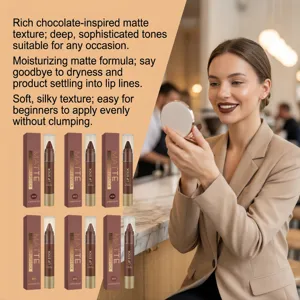 Ensemble de rujes mates chocolat riche, hydratant et longue tenue pour maquillage lèvres.