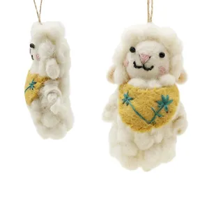 Handmade wool felt sheep keychain cute cartoon animal bag pendant fluffy plush hanging ornament