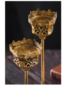 European vintage gold candle holder baroque metal pillar candle stand for table decor.