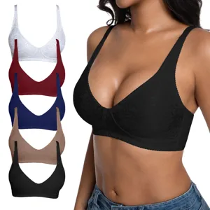 Soutien-gorge push-up sans armatures avec texture délicate pour un confort quotidien.