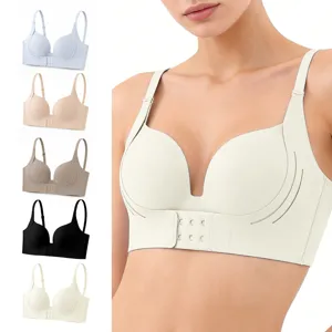 Comodo e confortevole reggiseno push-up senza cuciture 3D con comoda chiusura frontale.
