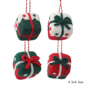 Mignon Ornement Boîte Cadeau De Noël En Feutre Décoration D'Arbre En Laine Fête