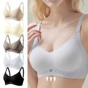 Cómodo sujetador push-up sin aros con diseño acanalado transpirable y detalles florales.