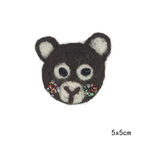 Handmade wool felt animal brooch cute cartoon bear apparel accessory 5x5cm