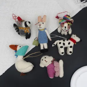 Handcrafted wool felt cute animal pendants cartoon DIY plush keychains bag charms for decor