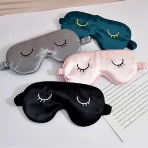 Doppelseitige Kunstseide bestickte Wimpern Schlafmaske für bequeme Schattierung.