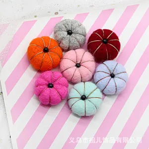 Wollfilz Kürbis DIY handgemachte Zubehör bunte Brosche Kleidung Anhänger Dekoration Handwerk