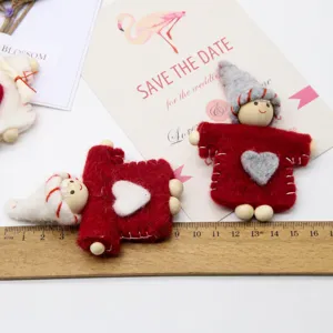 Christmas felt doll pendant DIY handmade material accessories for tree and holiday decoration ornaments