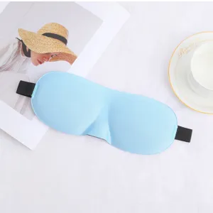 Hellblaue 3D-konturierte Schlafmaske mit ergonomischem Design und bequemem elastischen Band.