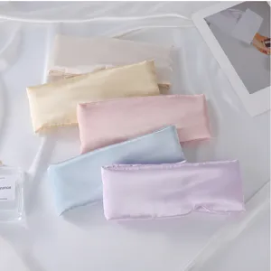 Máscara de ojos de sueño de seda multicolor sombreado cómodo máscara de viaje portátil