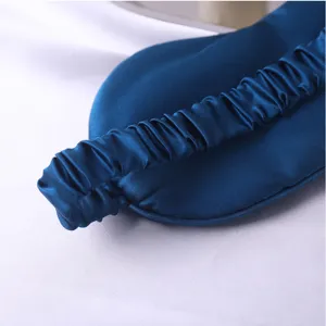 Masque de sommeil en soie bleu foncé détail, masque yeux occultant lisse en soie de mûrier.