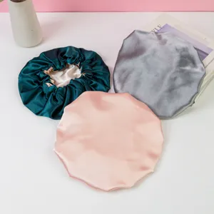 Cufflia notte in satin doppio strato morbida e setosa per cura capelli ricci donna