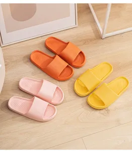 Comfortable non-slip home slippers for couples, summer indoor bathroom soft slide sandals.
