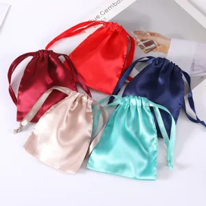 Seide Kordelzug Beutel fuer Schmuck Make-up Aufbewahrungstaeschchen staubdicht neu.