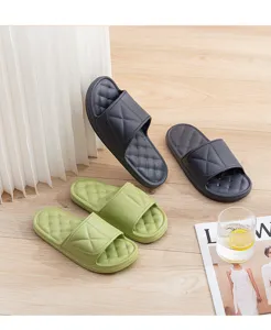 Thick soft sole casual slippers for men and women, non-slip home shoes summer wear new design
