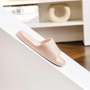 Comfortable summer slide slippers for men and women, indoor home lightweight sandals.