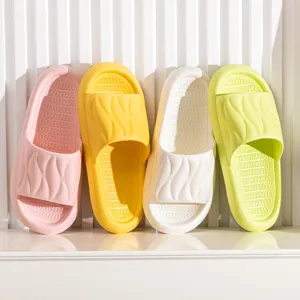 Thick-soled couple home slippers, lightweight anti-slip indoor and outdoor summer slide sandals.