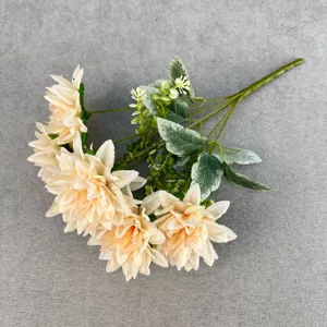 Künstlicher Dahlien Blumenstrauß Detailansicht, ideal für Heimdekoration und Hochzeitsfloristik.