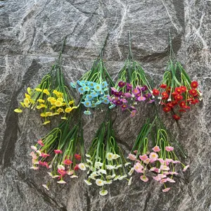 Pequeños ramos de margaritas artificiales flores silvestres para coronas DIY decor