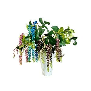 Planta de vid de bayas artificiales colgantes hojas verdes falsas decoración para sala de estar