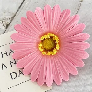 Testa di fiore di crisantemo rosa artificiale per ghirlande fai da te decorazione casa.
