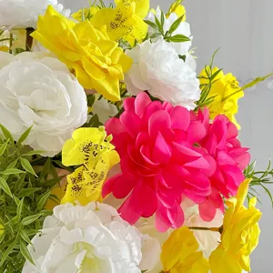 Bouquet de fleurs artificielles pour décoration intérieure, mariage et accessoire photo.