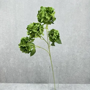 Künstlicher grüner Hortensien Blumenstrauß Detail, lebendige Kunstblume für elegante Innendeko
