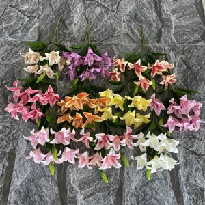 Fleurs de lys artificielles imprimées en 3D avec 5 branches et 7 têtes pour la décoration.