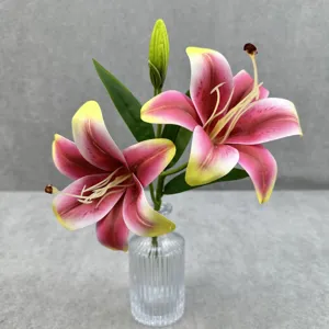 Bouquet de fleurs de lys artificielles avec 2 têtes et matériau 3D pour la décoration.