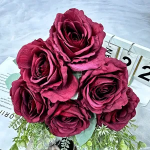 Bouquet di fiori di rose in seta artificiale per feste di matrimonio decorazione e foto