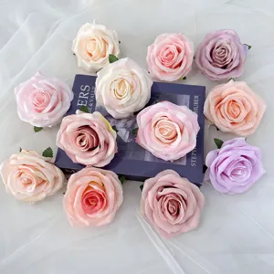 Künstliche Rosenblüten Köpfe für DIY Handwerk, Hochzeitsdekoration und Blumenarrangements.